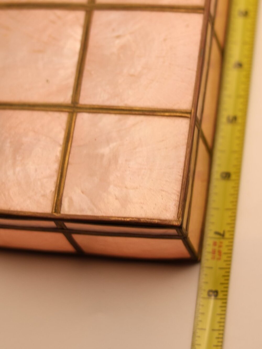 Vintage Pink Capiz Shell & Brass Framed Jewelry Box / Trinket Case - Picture 4 of 9